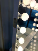 Hollywood Vanity With Bluetooth Speakers BRAND NEW IN BOX ON SALE FOR $569 in White