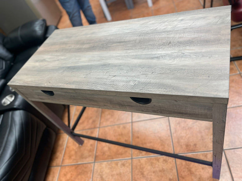 Farmhouse Metal and Wood Desk - Grey Wash
