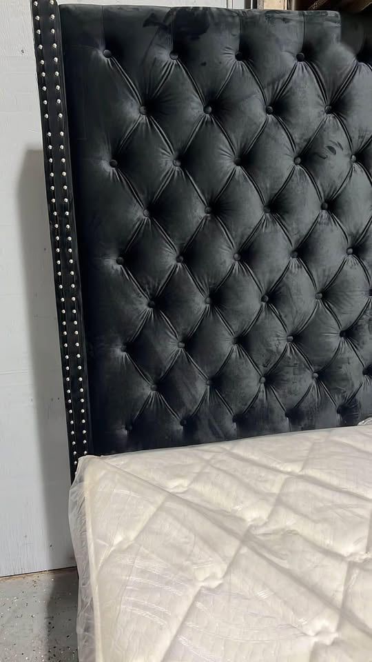 TUFTED TALL 6FT HEADBOARD VELVET BED FRAME IN QUEEN AND KING SIZE BRAND NEW